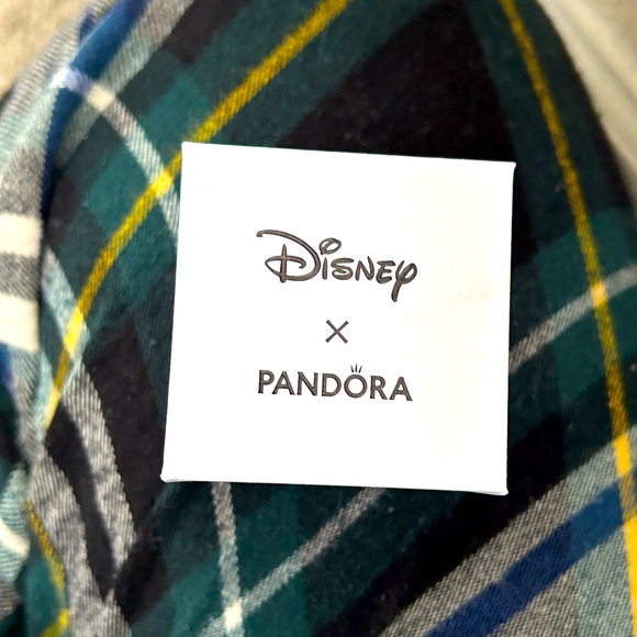 Mickey Glove Pandora Charm - Picture 8 of 8
